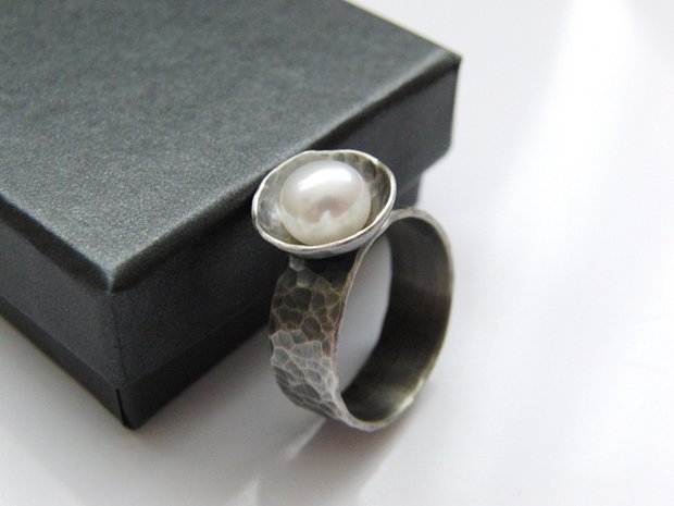 Handgemaakte Sterling Zilveren Ring met Zoetwaterparel