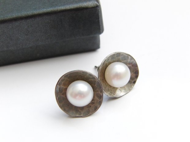 Handgemaakte Oorstekers met Zoetwaterparels