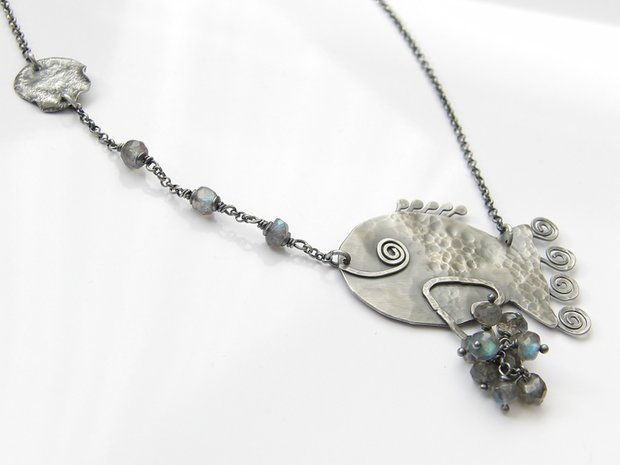 Handgemaakte Zilveren Ketting met Labradoriet