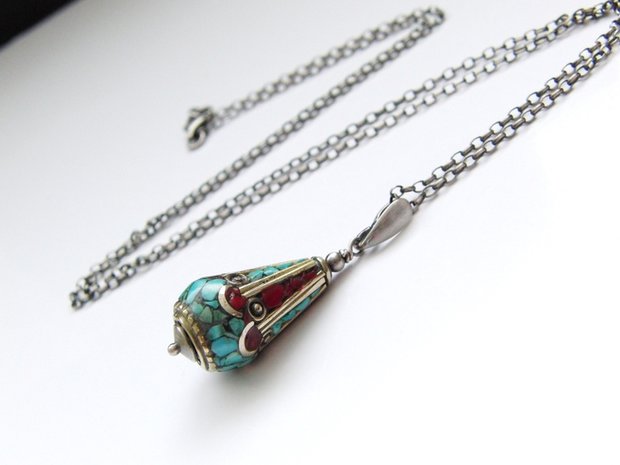 Sterling Zilveren Ketting met Handgemaakte Kraal uit Tibet