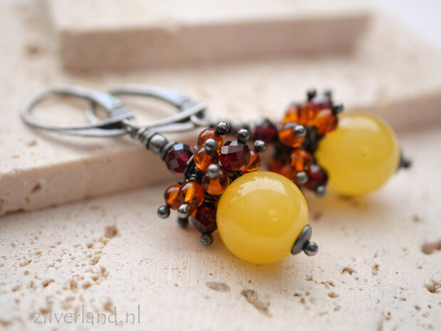 Handgemaakte 925 Zilveren Oorbellen met Butterscotch Baltische Barnsteen.