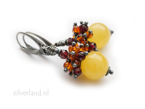 Handgemaakte 925 Zilveren Oorbellen met Butterscotch Baltische Barnsteen.