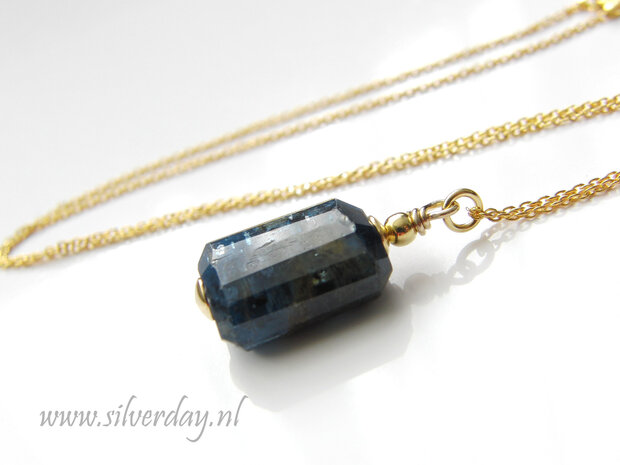 Handgemaakte Zilveren Ketting met Kyaniet- Verguld