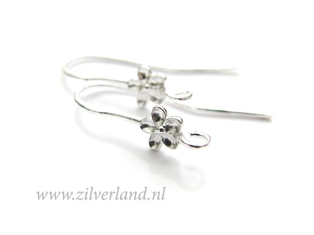 Sterling Zilveren Oorhaken- Bloemetje