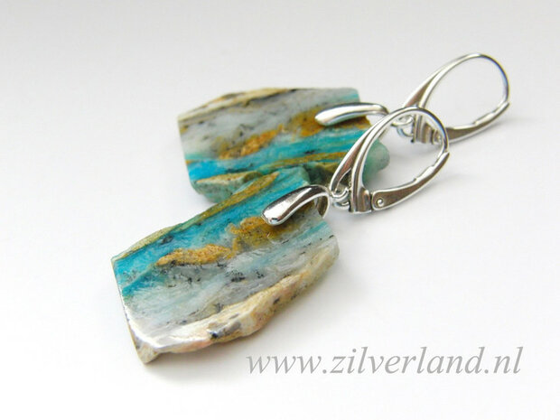 Oorbellen met Blauwe Opaal