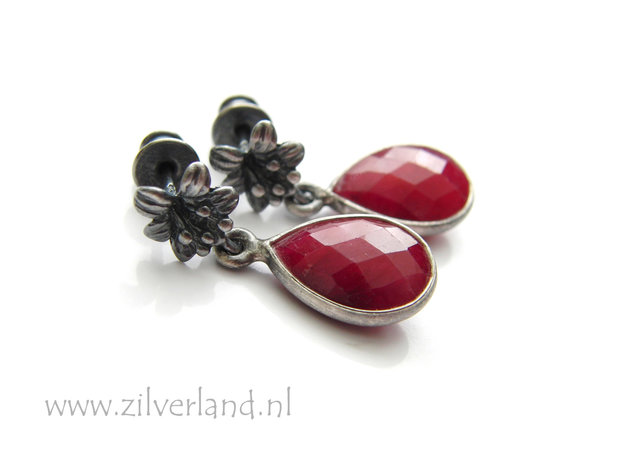 Handgemaakte Oorstekers met Robijn Edelstenen