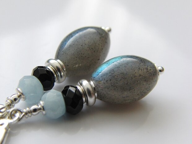 Edelstenen Oorbellen met Labradoriet, Onyx en Aquamarijn