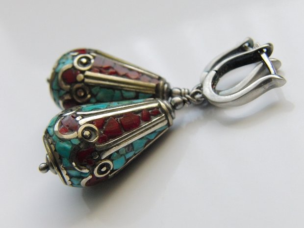 Zilveren Oorbellen met Tibetaanse Kralen