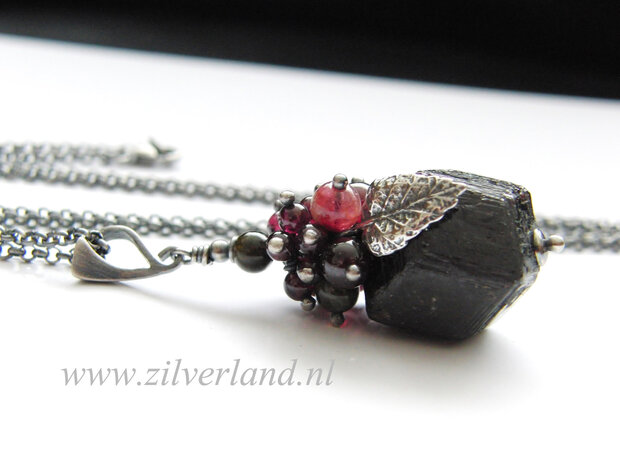 Handgemaakte Zilveren Ketting met Granaat en Toermalijn