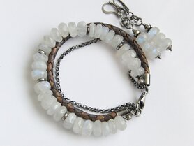 Edelstenen Armband "Regenboogmaansteen in Leder"