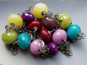 Handgemaakte Ketting met Jade Edelstenen "Gekleurde Vlekken" 	