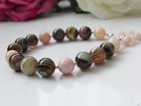 Edelstenen Armband met Botswana Agaat en Roze Opaal