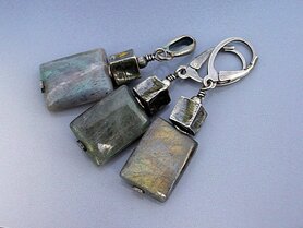 Handgemaakte Sieraden Set- Oorbellen en Hanger "Labradoriet Kussentjes"