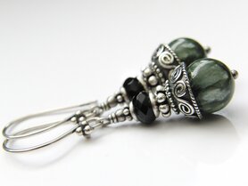 Zilveren Edelstenen Oorbellen met Serafiniet en Onyx